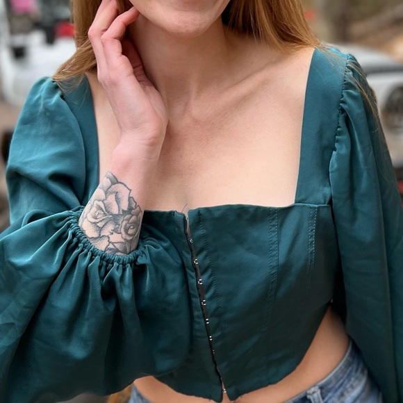 Urban Outfitters Corset Hooke & Eye Top - Picture 2 of 10